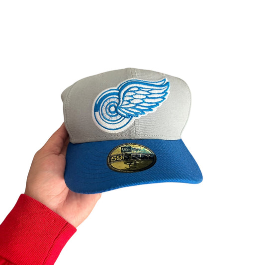 New Era Detroit Red Wings Fitted Cap Blue Hat 7 5/8 RARE