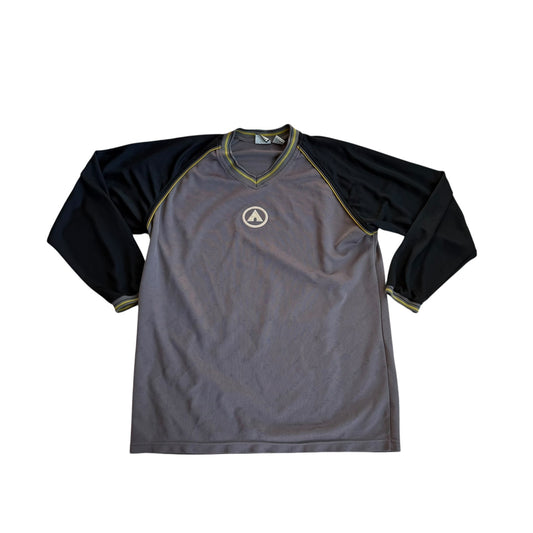 Vintage y2k AirWalk LongSleeve Jersey Mens Large