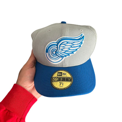 New Era Detroit Red Wings Fitted Cap Blue Hat 7 5/8 RARE